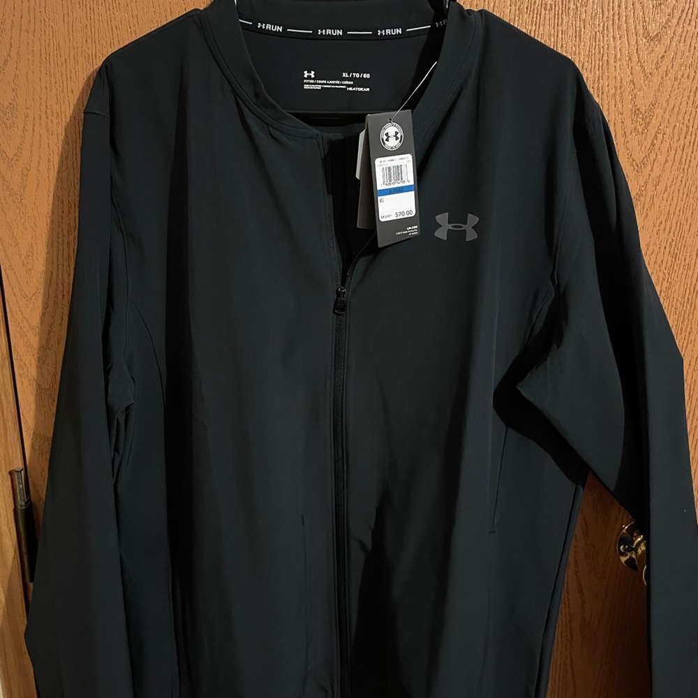XL Light Weight Under Amour Running Jacket